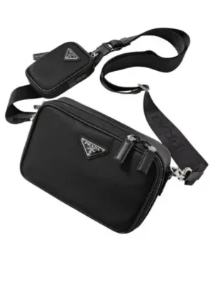 2VH070 V XMP 2DMH F0002 RE NYLON triangle logo cross bag
