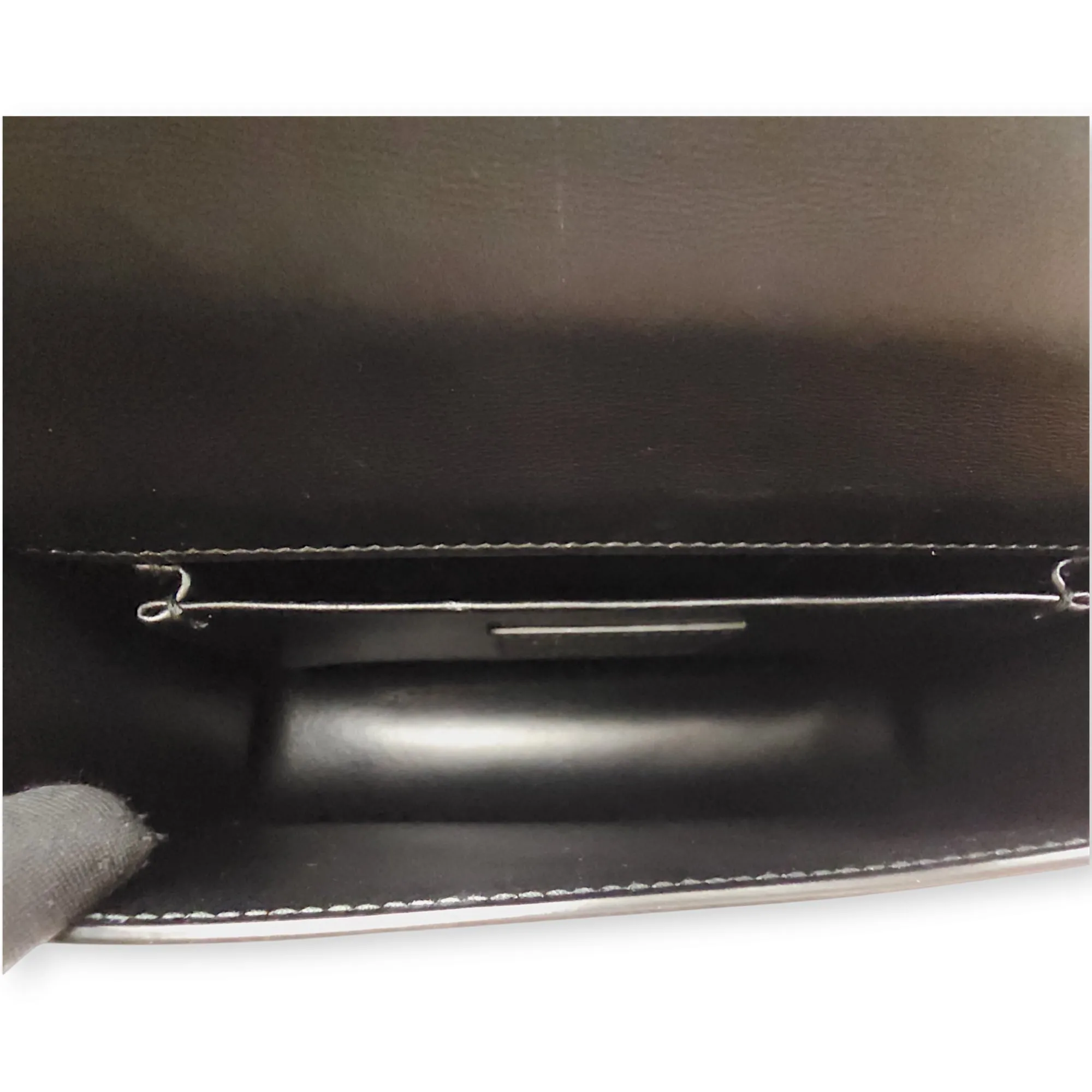 30 Montaigne East West 21x12x6cm Black Crossbody Bag in Calfskin, Gold hardware