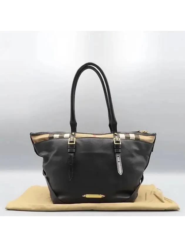 3903381 shoulder bag