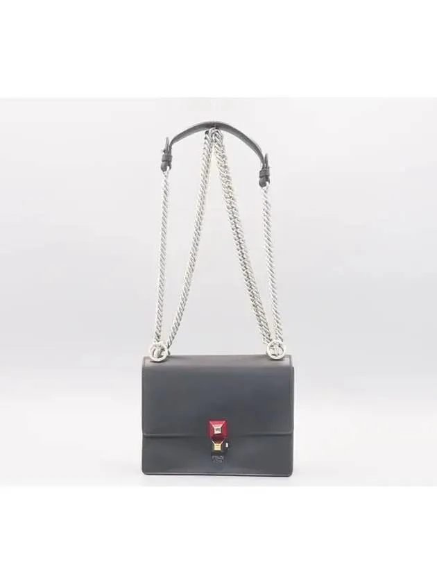 8M0381 Shoulder Bag
