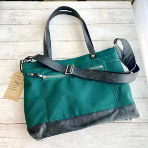 Archive Mini in Pine Canvas, Antique Black