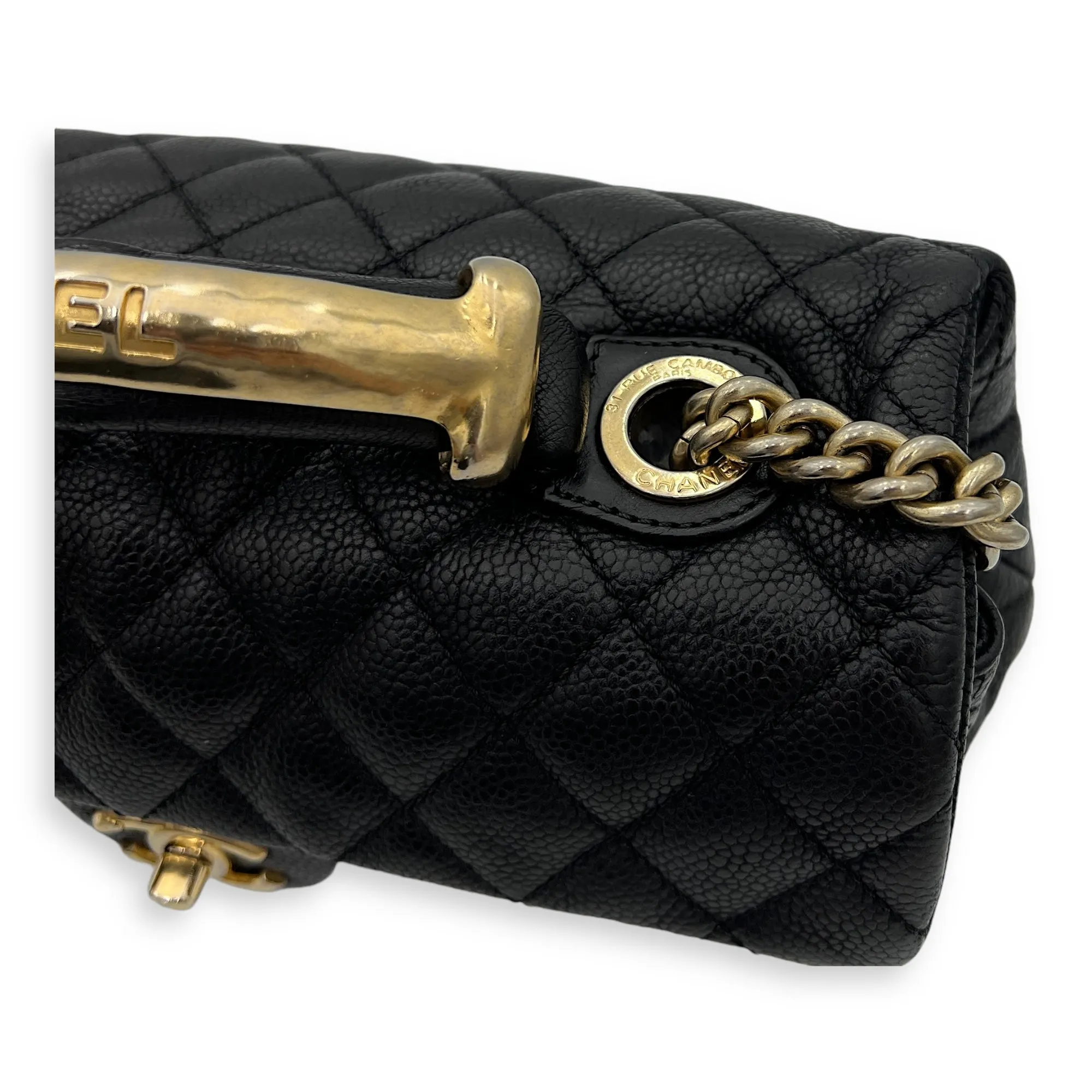 CC Medium Black Crossbody Bag in Caviar Leather, Gold hardware