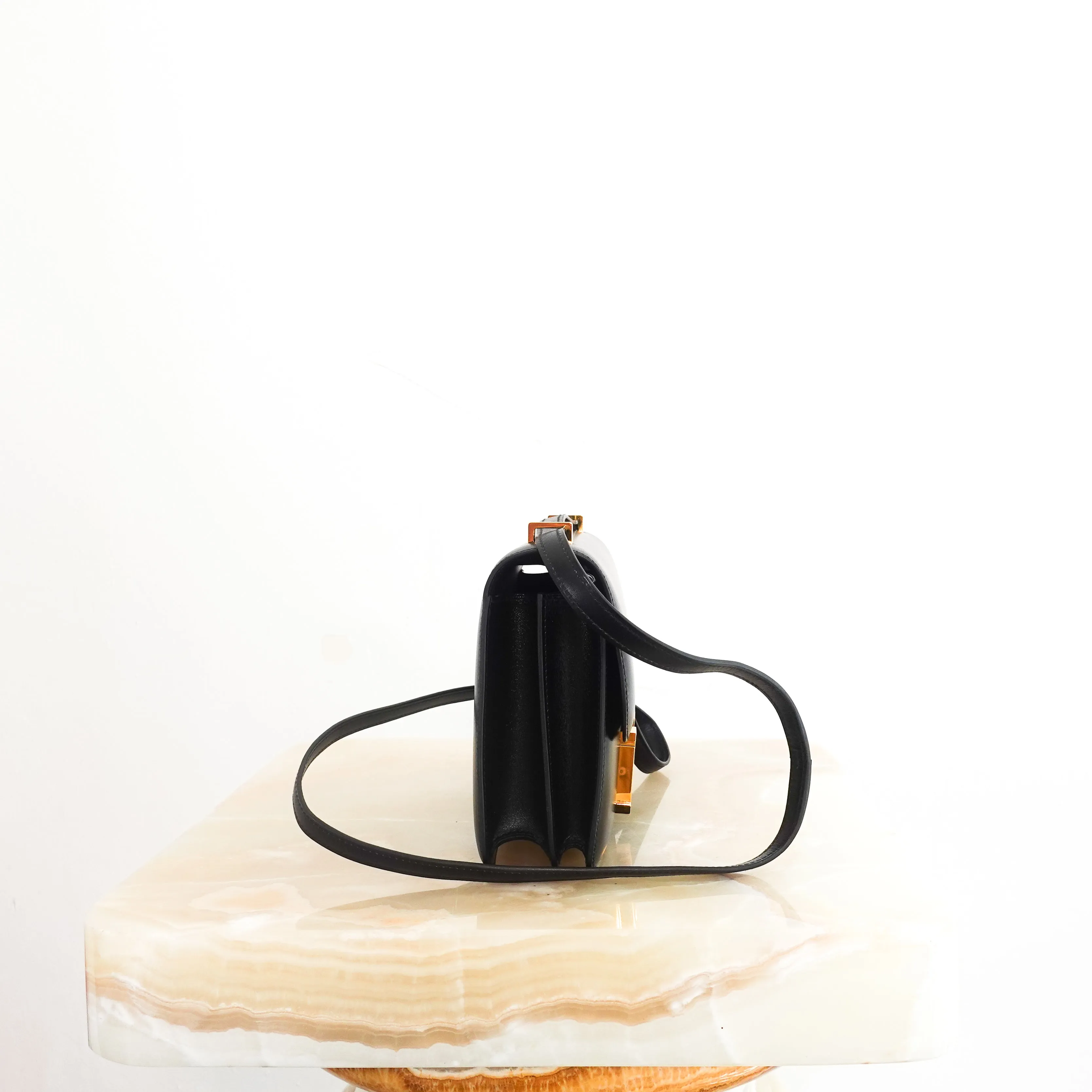 Constance III Mini box bag