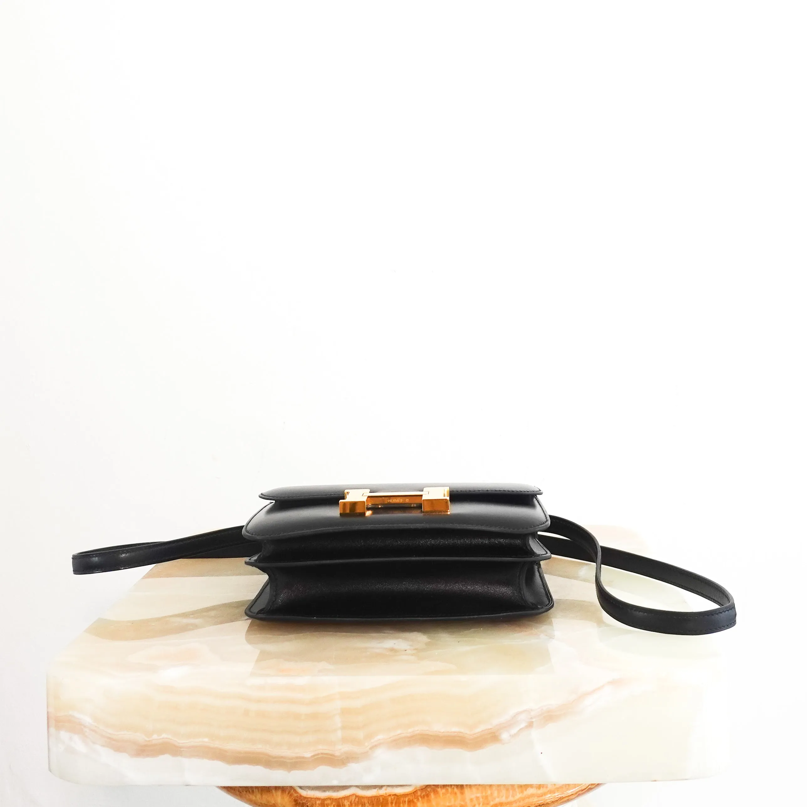 Constance III Mini box bag