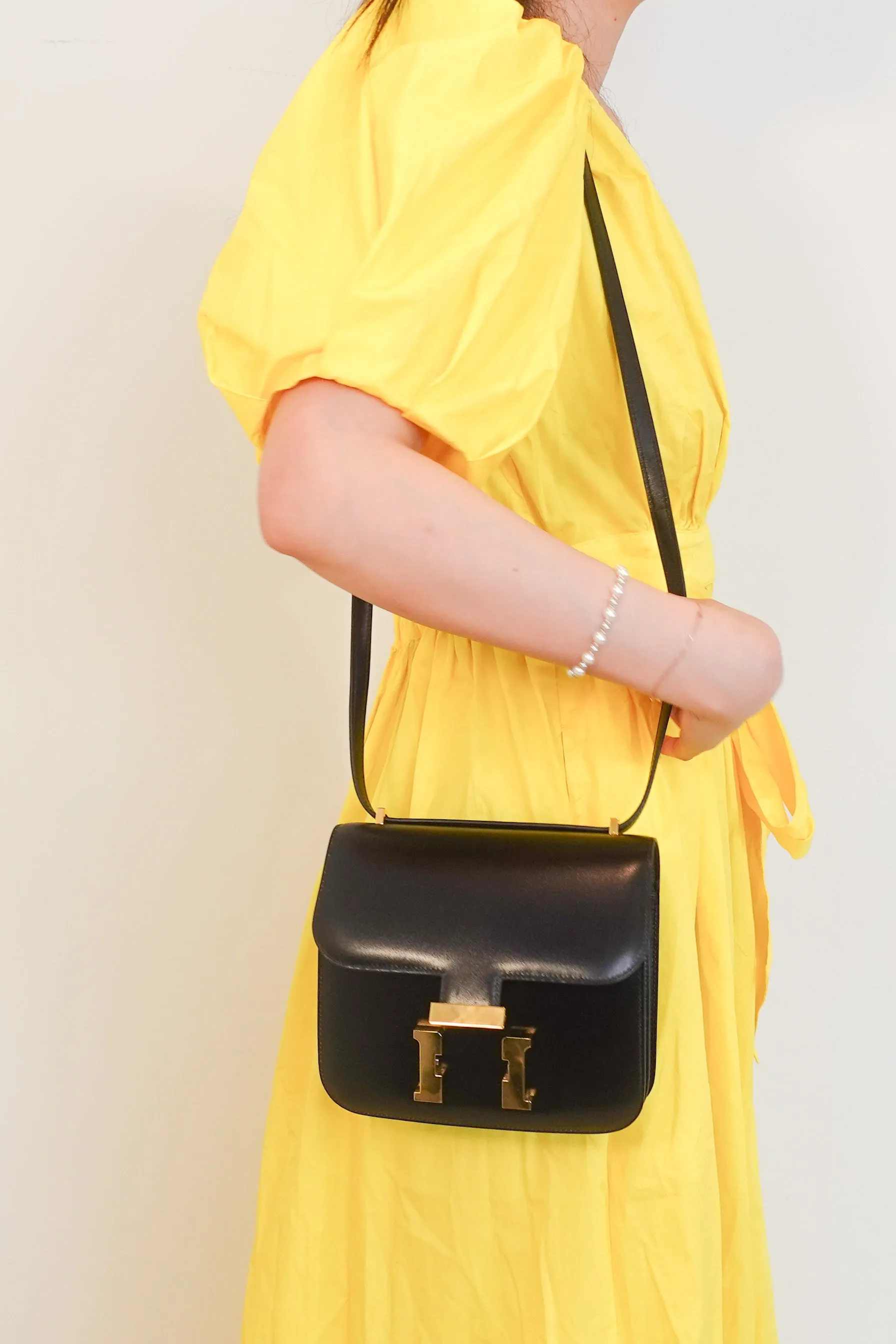 Constance III Mini box bag
