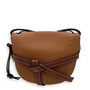 Gate Medium Brown Crossbody Bag in Calfskin, Gold hardware