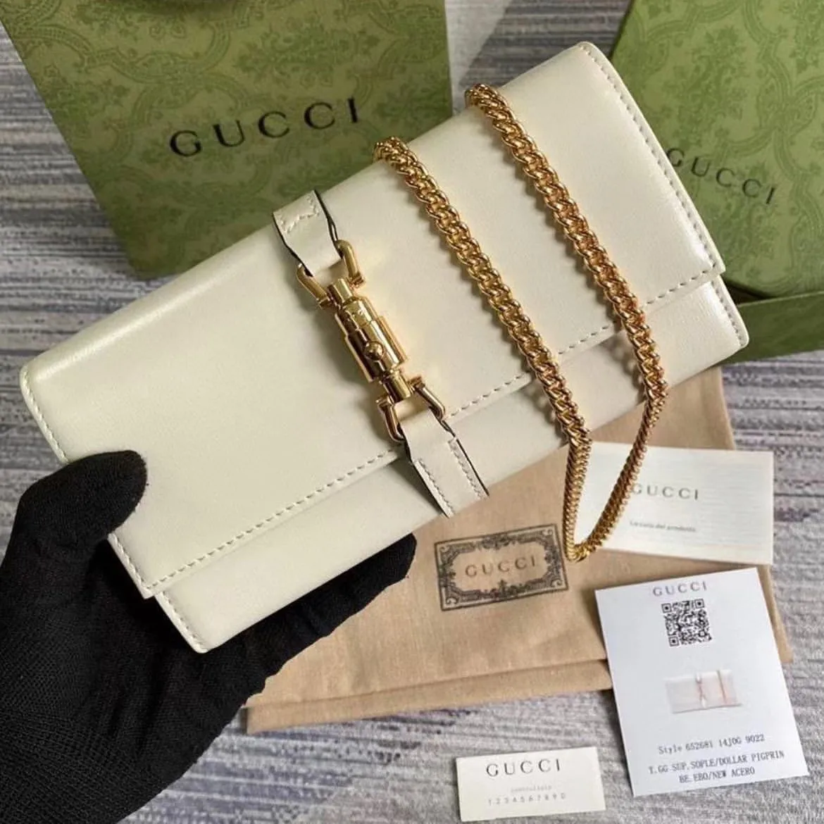 Luxury Purses - GUC - 6379
