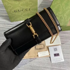 Luxury Purses - GUC - 6379