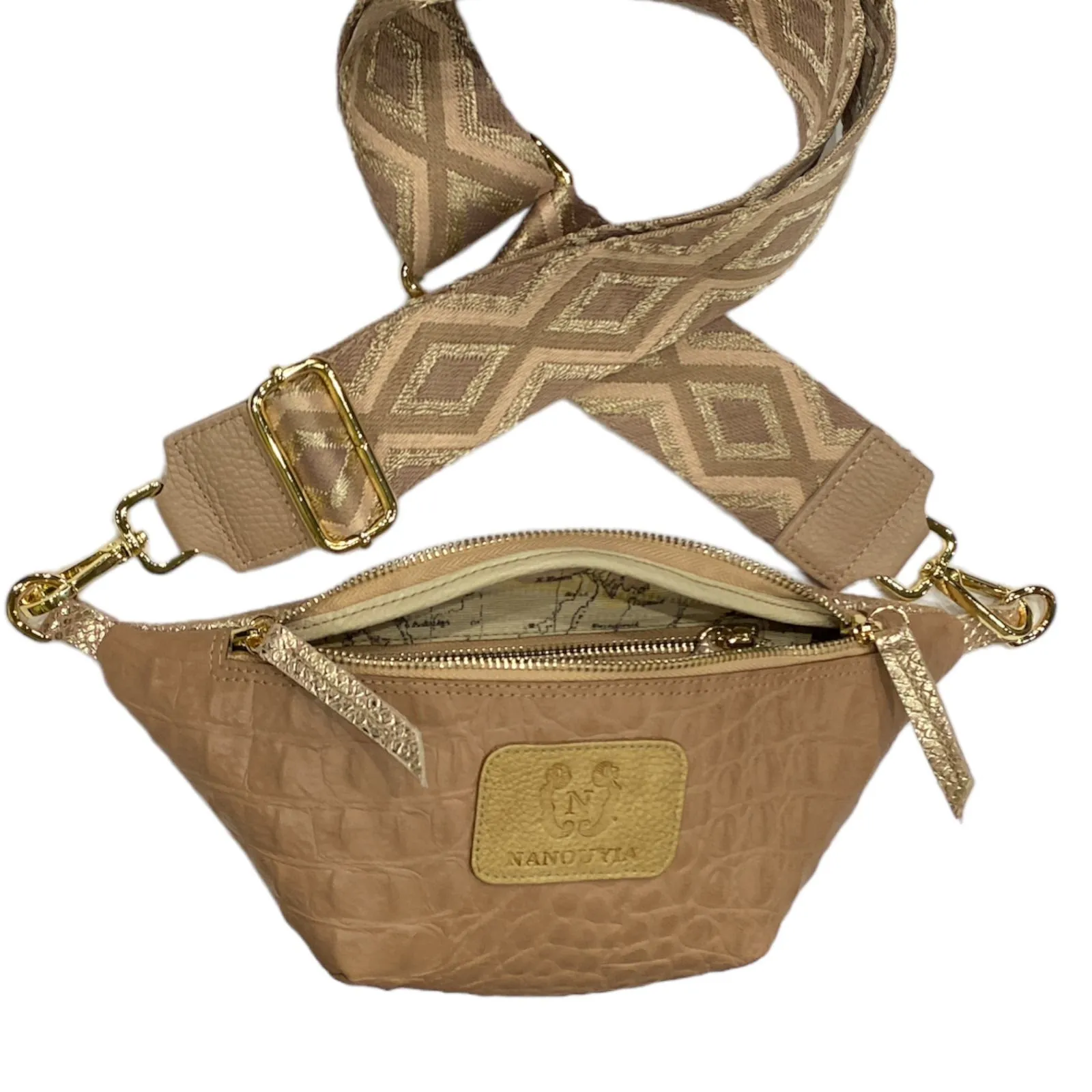 MINI. DUSTY PINK 3D LEATHER BELT BAG